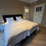Bed & Breakfast Morelstraat 3*